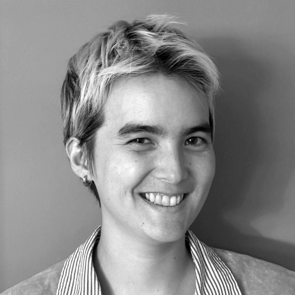 Line editor with short hair